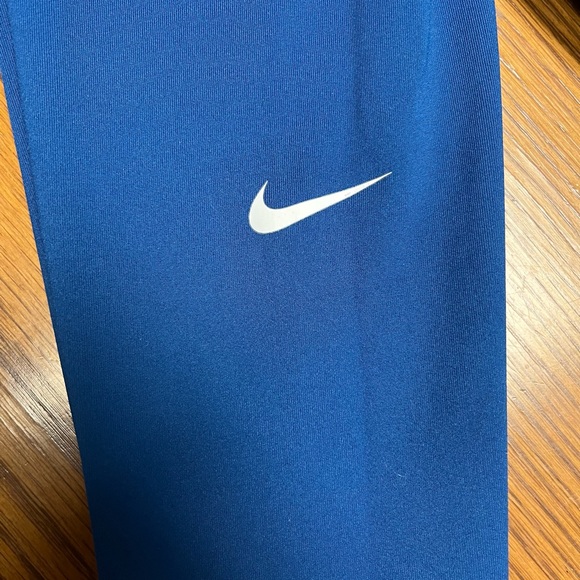Nike Leggings - Picture 4 of 5
